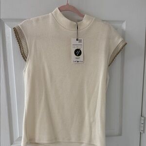 Zara Cream Cap Sleeve Knit Top with Lace Trim